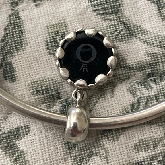 💯 Authentic Retired Butterfly Cameo Dangle Charm Extremely Rare! - Picture 3 of 4